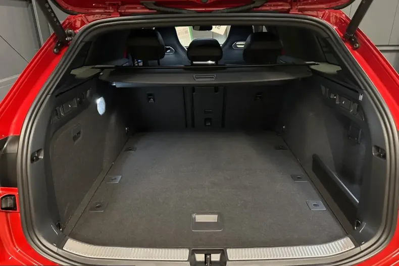 Volkswagen Passat Variant din 2024 cu 17.000 km - oferta VOL231454 - foto 37