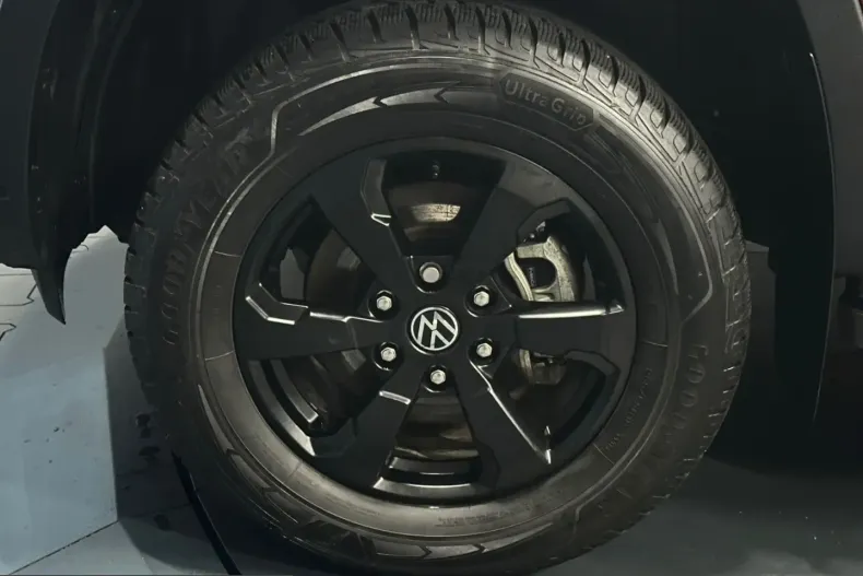 Volkswagen Amarok din 2025 cu 20.000 km - oferta VOL231455 - foto 8
