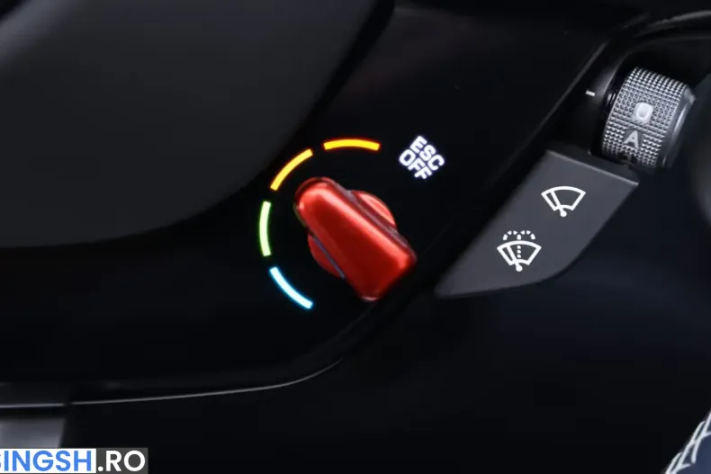 Ferrari Roma din 2025 cu 1.550 km - oferta FER231457 - foto 26