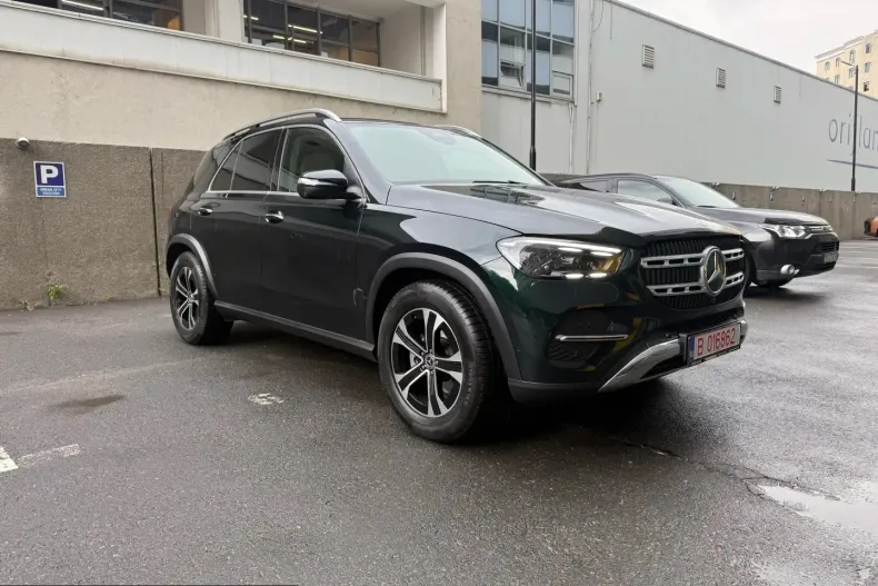 Mercedes-Benz GLE 300 (Clasa GLE) din 2024 cu 28.000 km - oferta MER231462 - foto 3