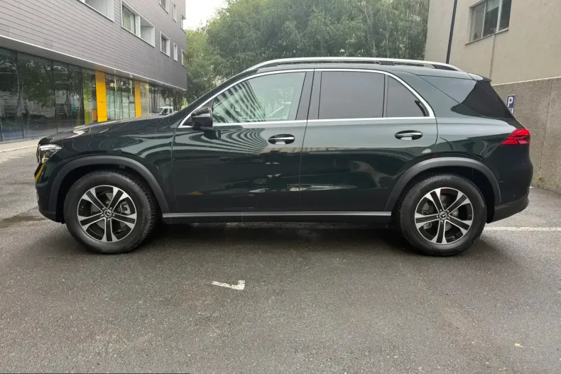 Mercedes-Benz GLE 300 (Clasa GLE) din 2024 cu 28.000 km - oferta MER231462 - foto 4
