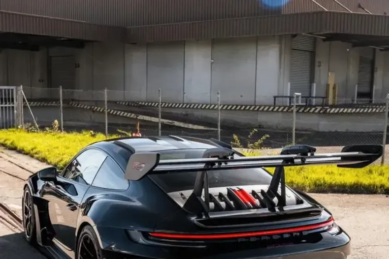 Porsche 992 din 2025 cu 2.040 km - oferta POR231467 - foto 6