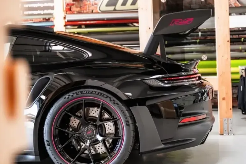 Porsche 992 din 2025 cu 2.040 km - oferta POR231467 - foto 8
