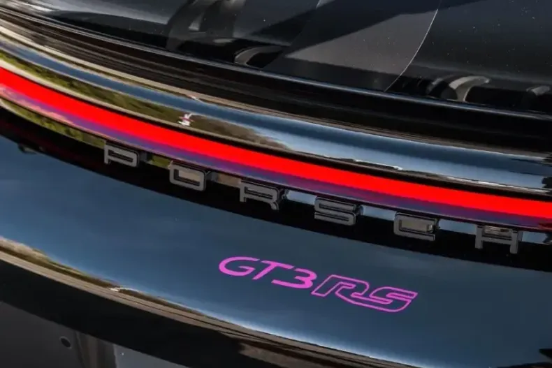 Porsche 992 din 2025 cu 2.040 km - oferta POR231467 - foto 10