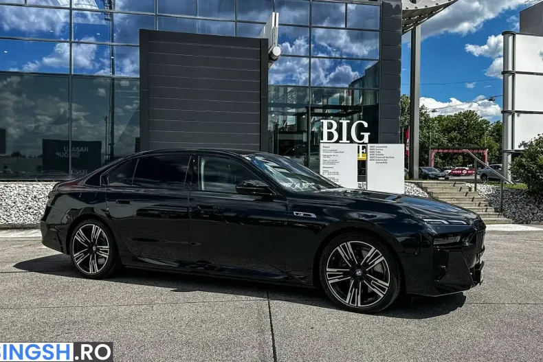 BMW M760 (Seria 7) din 2026 cu 5.000 km - oferta BMW231475 - foto 4