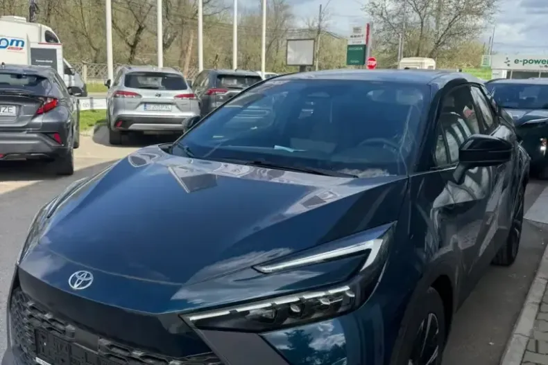 Toyota C-HR din 2025 cu 10 km - oferta TOY231493 - foto 4