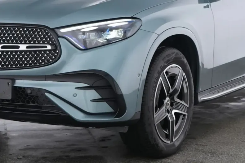 Mercedes-Benz GLC 300 (Clasa GLC) din 2025 cu 30.062 km - oferta MER231503 - foto 2