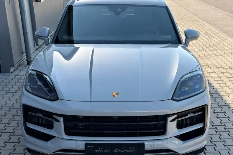 Porsche Cayenne din 2024 cu 13.831 km - oferta POR231513 - foto 3