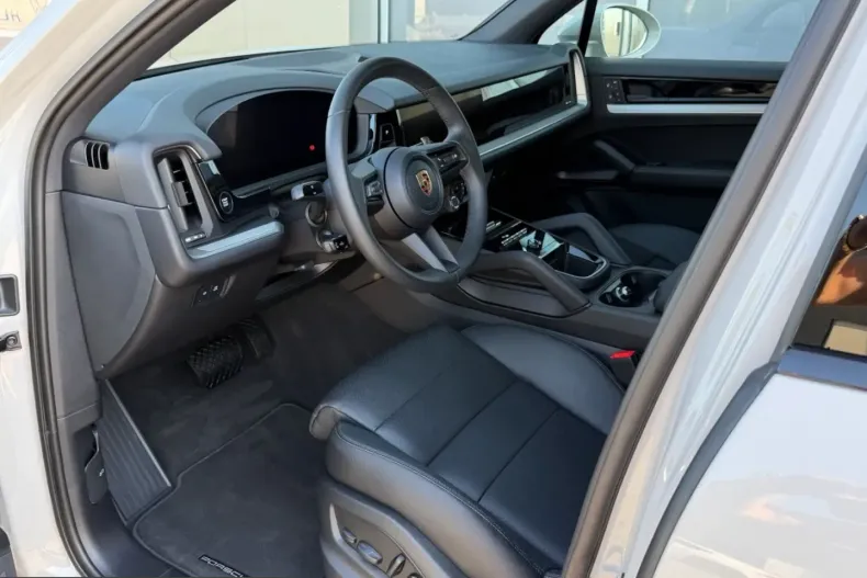 Porsche Cayenne din 2024 cu 13.831 km - oferta POR231513 - foto 11