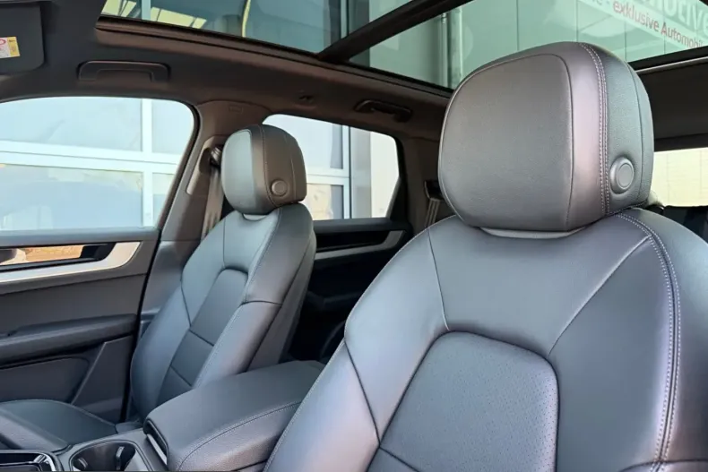 Porsche Cayenne din 2024 cu 13.831 km - oferta POR231513 - foto 16