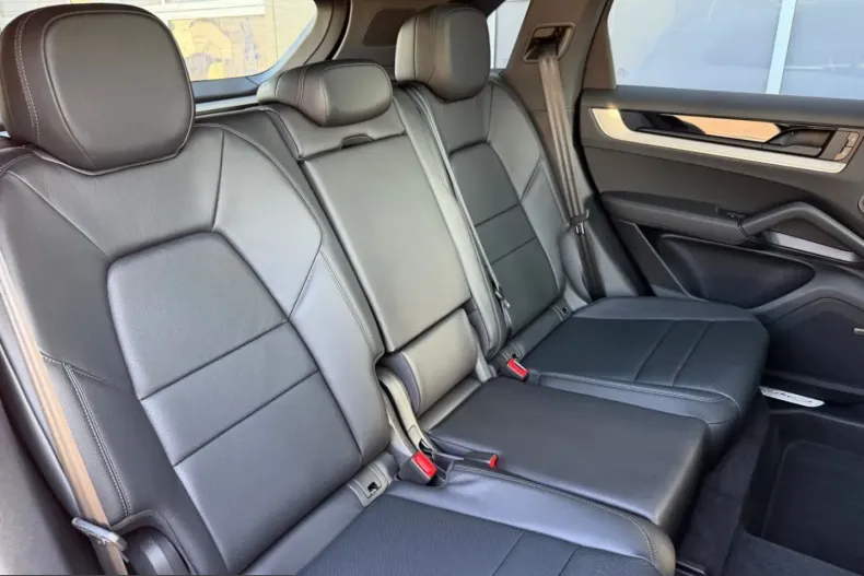 Porsche Cayenne din 2024 cu 13.831 km - oferta POR231513 - foto 21