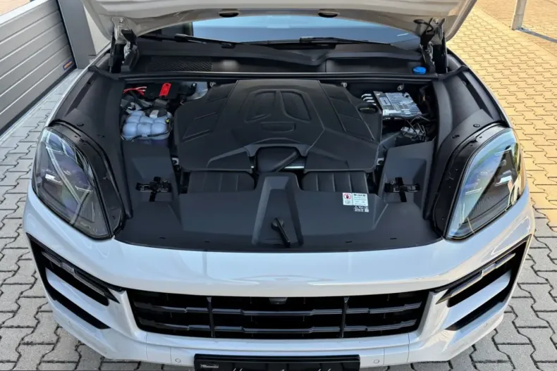 Porsche Cayenne din 2024 cu 13.831 km - oferta POR231513 - foto 27