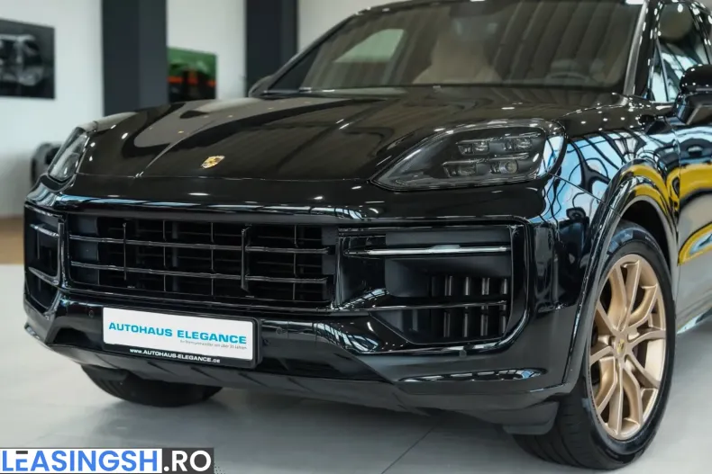 Porsche Cayenne din 2023 cu 19.451 km - oferta POR231514 - foto 9