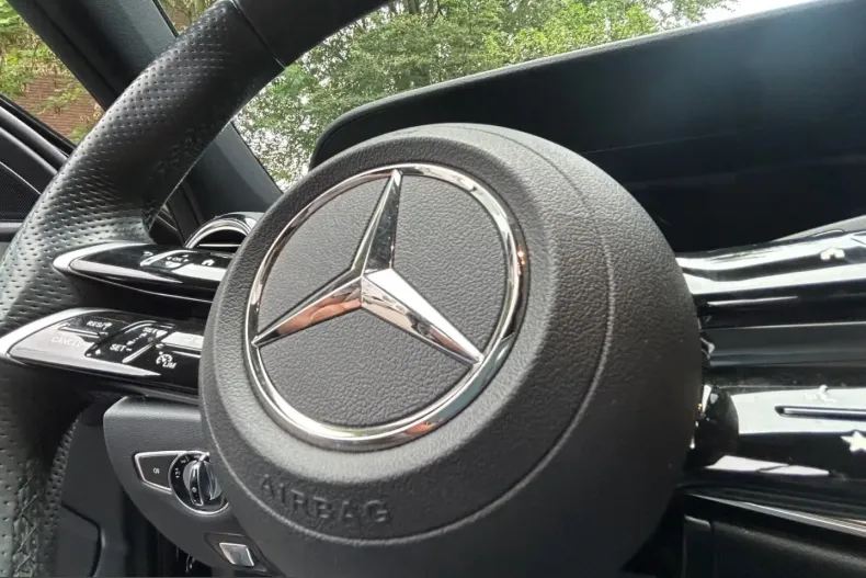 Mercedes-Benz E 220 (Clasa E) din 2024 cu 65.239 km - oferta MER231516 - foto 20