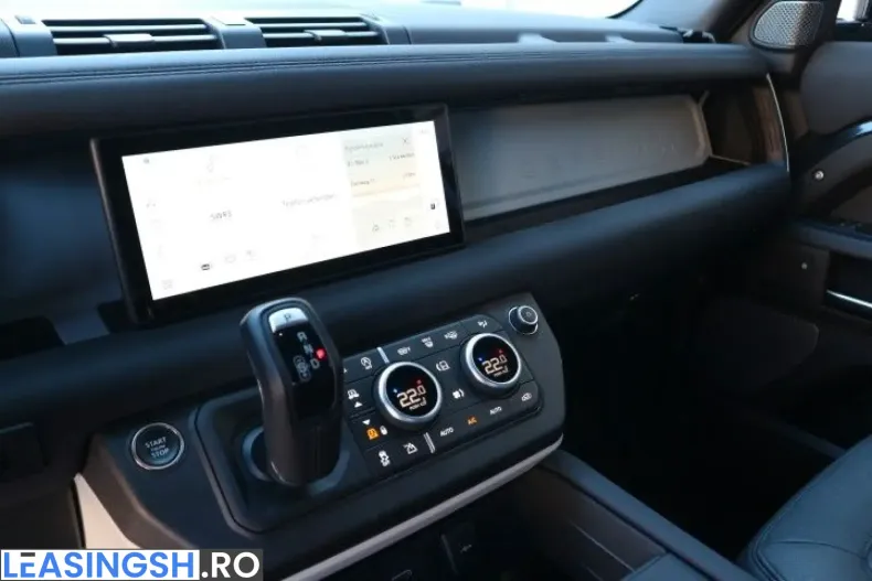 Land Rover Defender din 2023 cu 32.900 km - oferta LAN231528 - foto 10