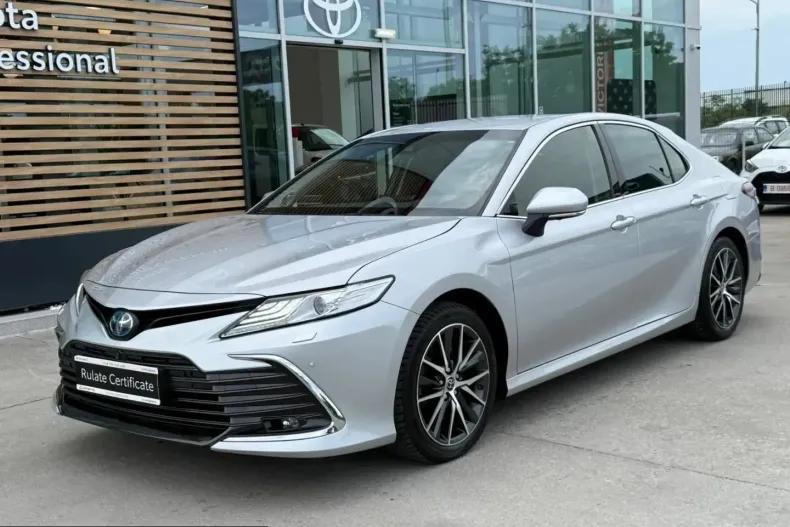 Toyota Camry din 2023 cu 36.810 km - oferta TOY231531 - foto 2