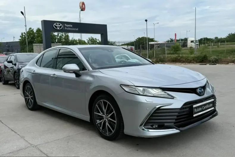 Toyota Camry din 2023 cu 36.810 km - oferta TOY231531 - foto 4