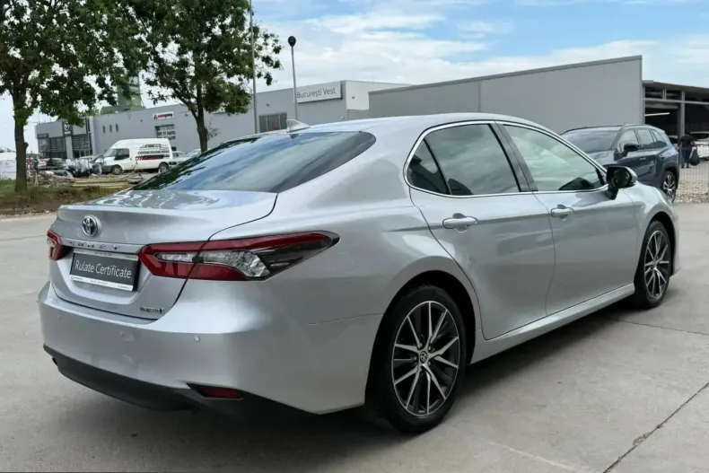Toyota Camry din 2023 cu 36.810 km - oferta TOY231531 - foto 9
