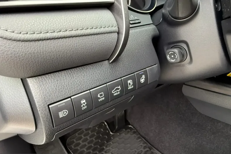 Toyota Camry din 2023 cu 36.810 km - oferta TOY231531 - foto 33