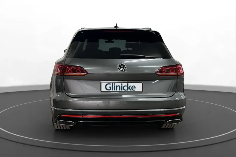 Volkswagen Touareg din 2023 cu 53.640 km - oferta VOL231538 - foto 3
