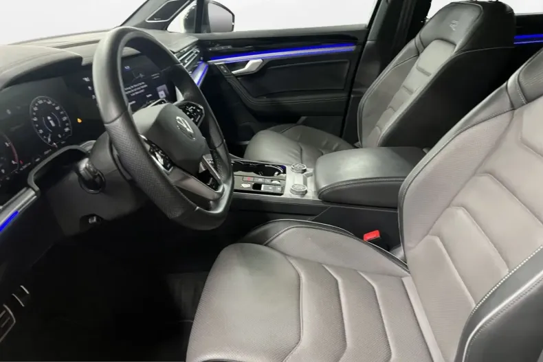 Volkswagen Touareg din 2023 cu 53.640 km - oferta VOL231538 - foto 15