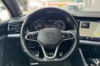Volkswagen Touareg din 2022 cu 83.122 km - oferta VOL231539 - foto 10