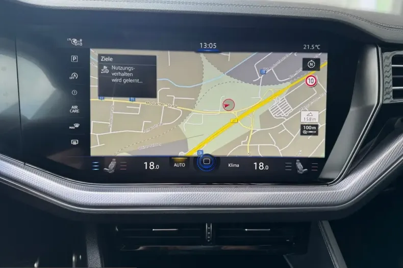 Volkswagen Touareg din 2022 cu 83.122 km - oferta VOL231539 - foto 13
