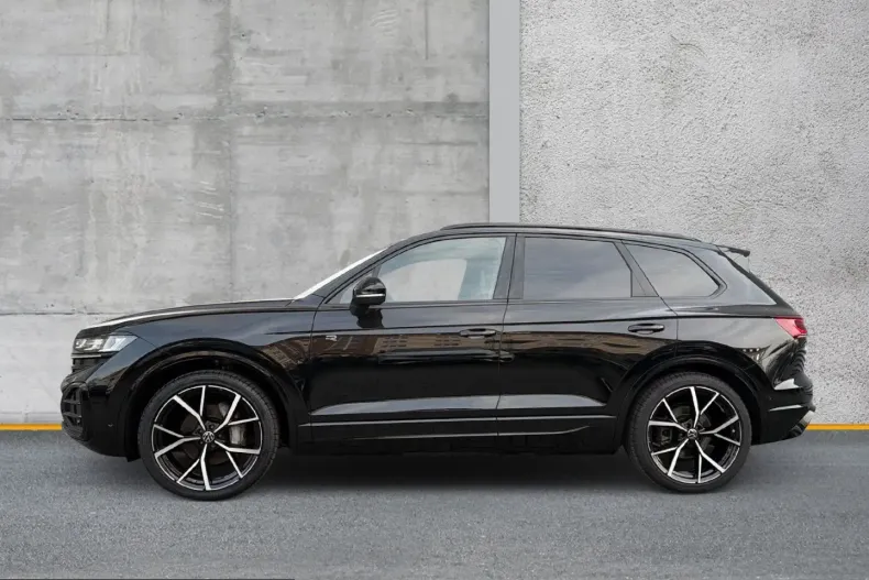 Volkswagen Touareg din 2025 cu 19.942 km - oferta VOL231540 - foto 3