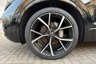 Volkswagen Touareg din 2025 cu 19.942 km - oferta VOL231540 - foto 6