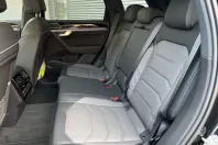 Volkswagen Touareg din 2025 cu 19.942 km - oferta VOL231540 - foto 11