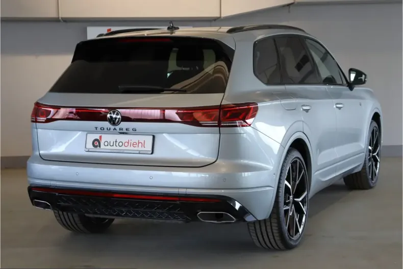 Volkswagen Touareg din 2025 cu 21.842 km - oferta VOL231541 - foto 6