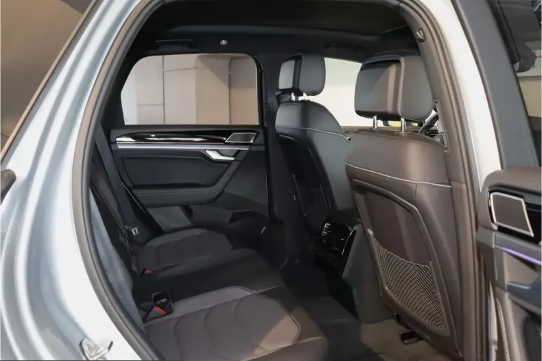 Volkswagen Touareg din 2025 cu 21.842 km - oferta VOL231541 - foto 22