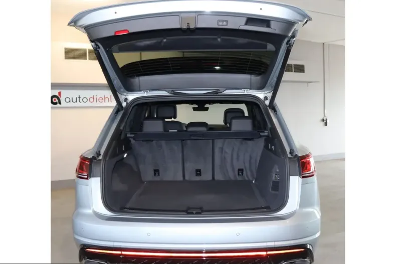 Volkswagen Touareg din 2025 cu 21.842 km - oferta VOL231541 - foto 23