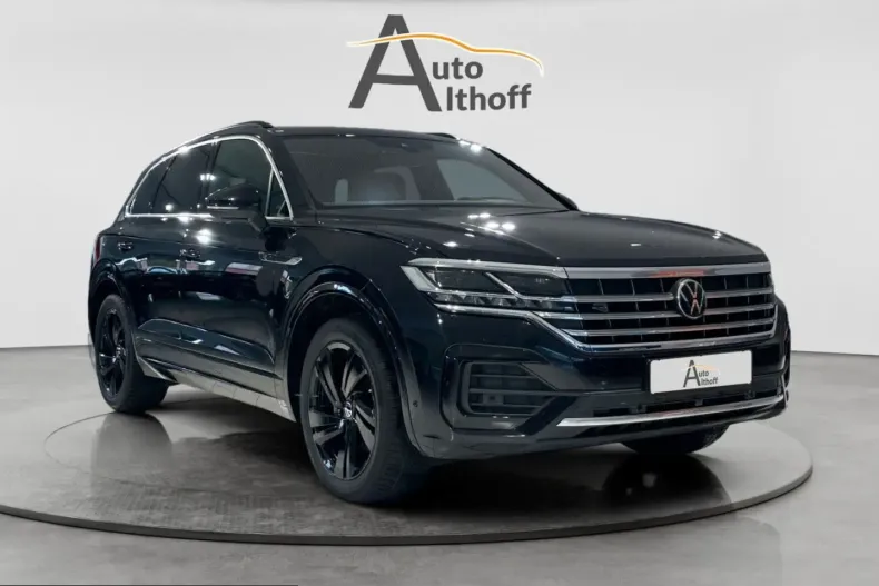 Volkswagen Touareg din 2022 cu 132.700 km - oferta VOL231542 - foto 1