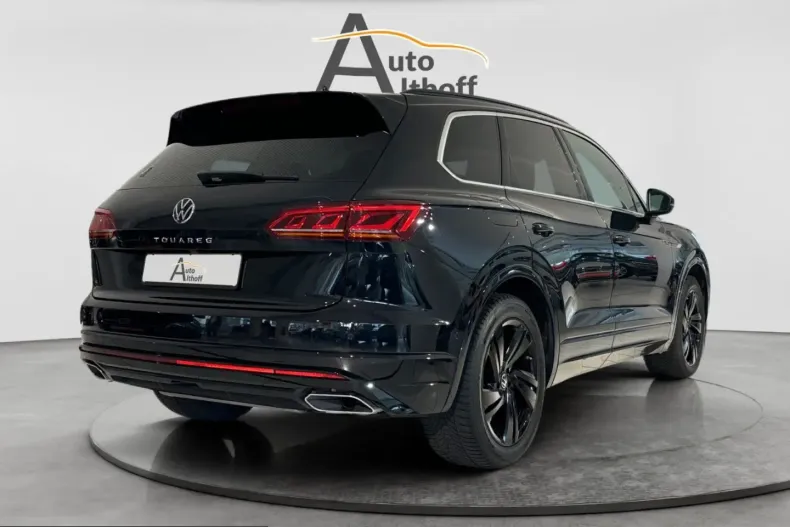 Volkswagen Touareg din 2022 cu 132.700 km - oferta VOL231542 - foto 6