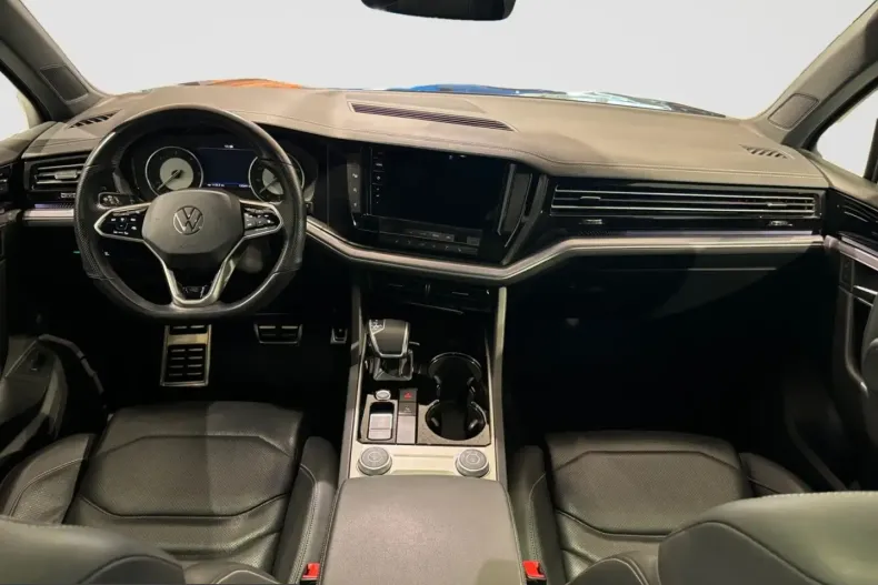 Volkswagen Touareg din 2022 cu 132.700 km - oferta VOL231542 - foto 11