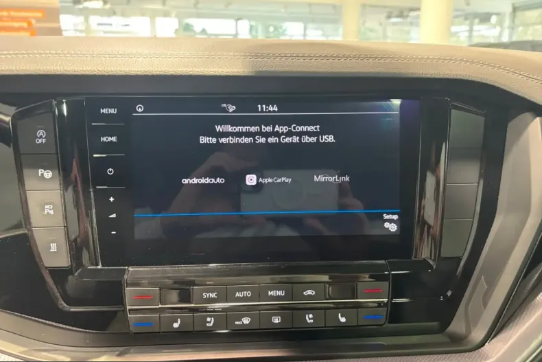 Volkswagen Touareg din 2022 cu 132.700 km - oferta VOL231542 - foto 21