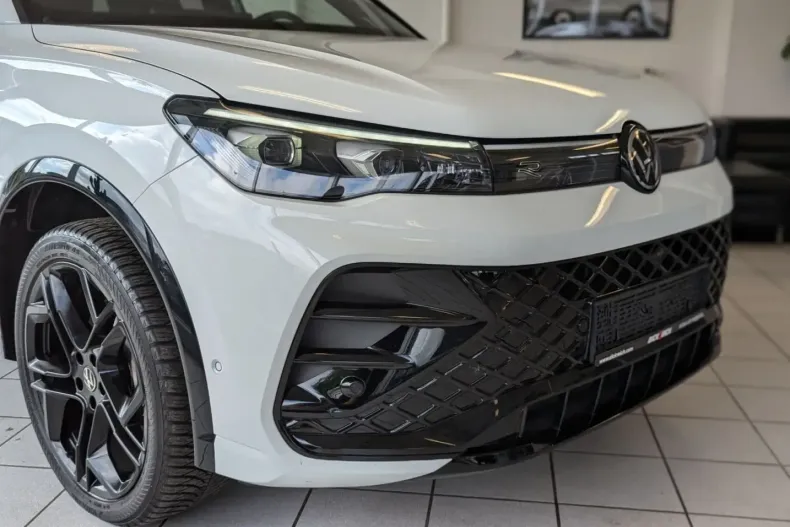 Volkswagen Tiguan din 2025 cu 27.308 km - oferta VOL231545 - foto 9
