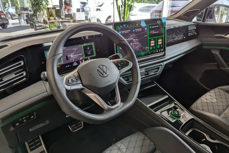 Volkswagen Tiguan din 2025 cu 27.308 km - oferta VOL231545 - foto 11