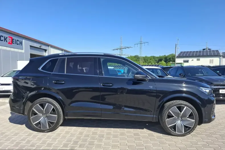 Volkswagen Tiguan din 2025 cu 35.404 km - oferta VOL231546 - foto 2