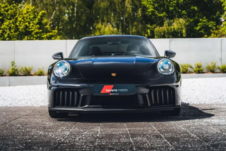 Porsche 992 din 2024 cu 10.850 km - oferta POR231549 - foto 2