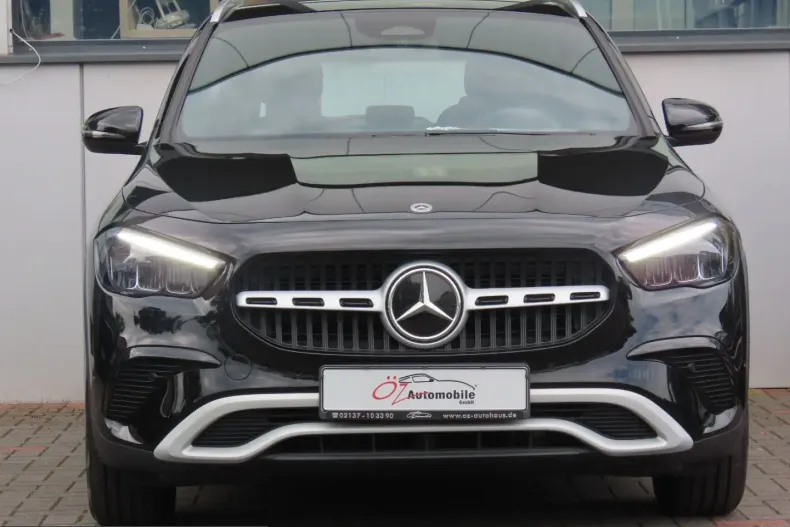 Mercedes-Benz GLA 180 (Clasa GLA) din 2025 cu 28.062 km - oferta MER231570 - foto 3