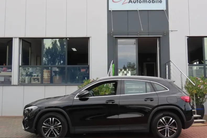 Mercedes-Benz GLA 180 (Clasa GLA) din 2025 cu 28.062 km - oferta MER231570 - foto 8