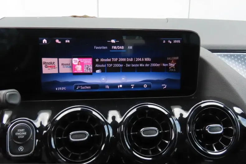 Mercedes-Benz GLA 180 (Clasa GLA) din 2025 cu 28.062 km - oferta MER231570 - foto 20