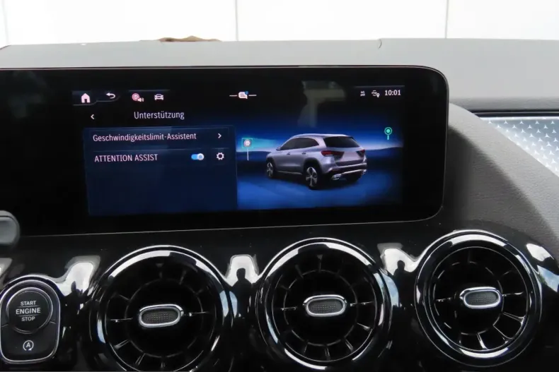 Mercedes-Benz GLA 180 (Clasa GLA) din 2025 cu 28.062 km - oferta MER231570 - foto 22