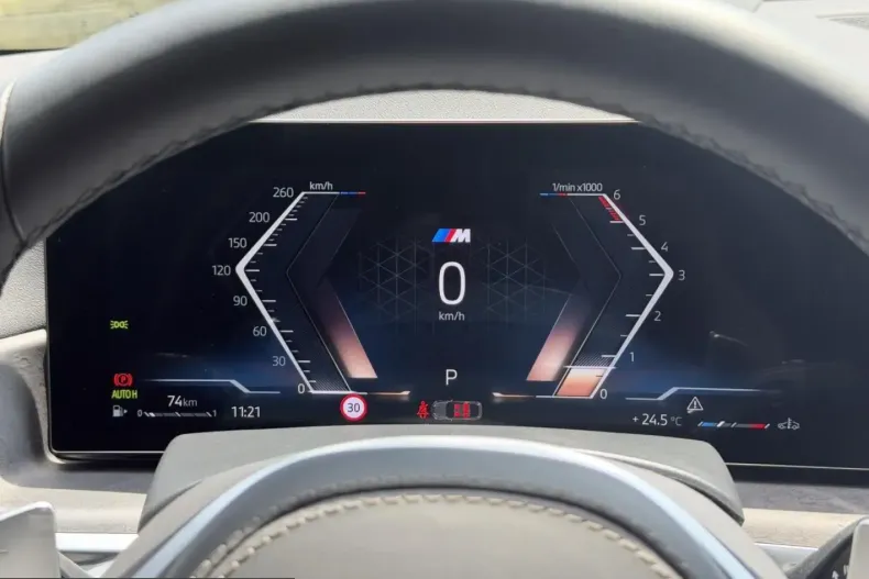 BMW X6 (Seria X) din 2025 cu 10.988 km - oferta BMW231576 - foto 9