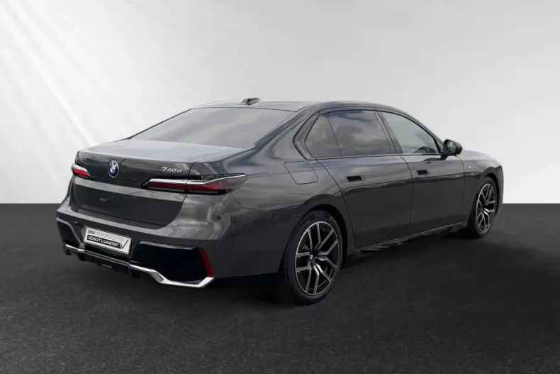 BMW 740 (Seria 7) din 2025 cu 13.480 km - oferta BMW231590 - foto 3
