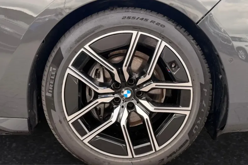 BMW 740 (Seria 7) din 2025 cu 13.480 km - oferta BMW231590 - foto 4