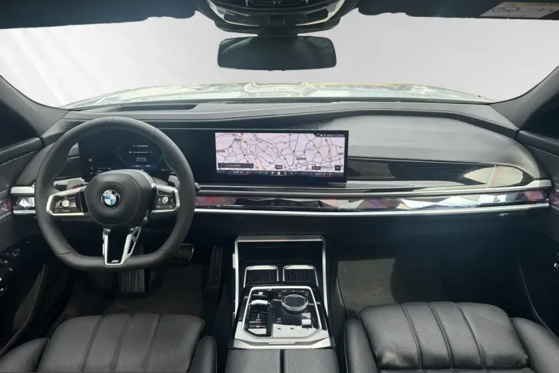 BMW 740 (Seria 7) din 2025 cu 6.700 km - oferta BMW231591 - foto 8