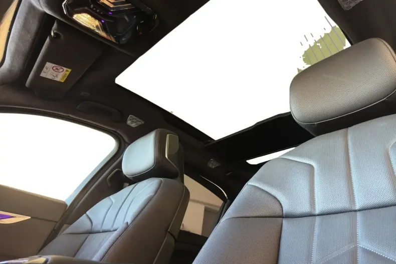 BMW 740 (Seria 7) din 2025 cu 18.400 km - oferta BMW231595 - foto 11